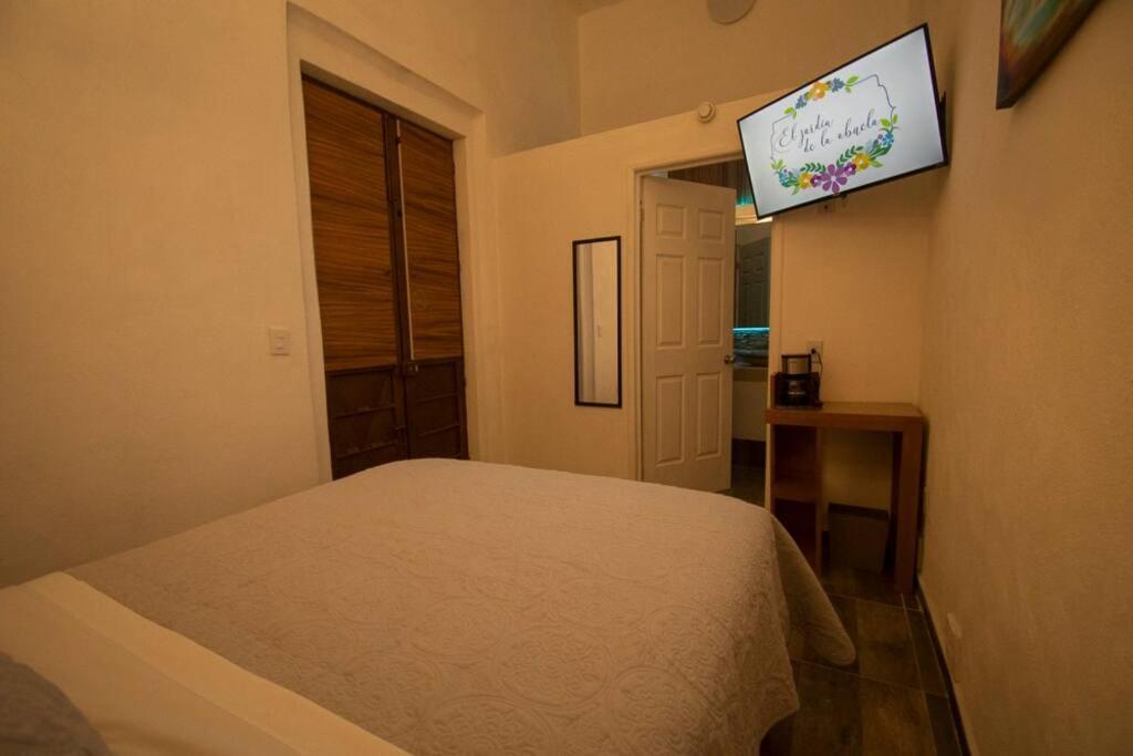 Hotel El Jardin De La Abuela Querétaro Esterno foto